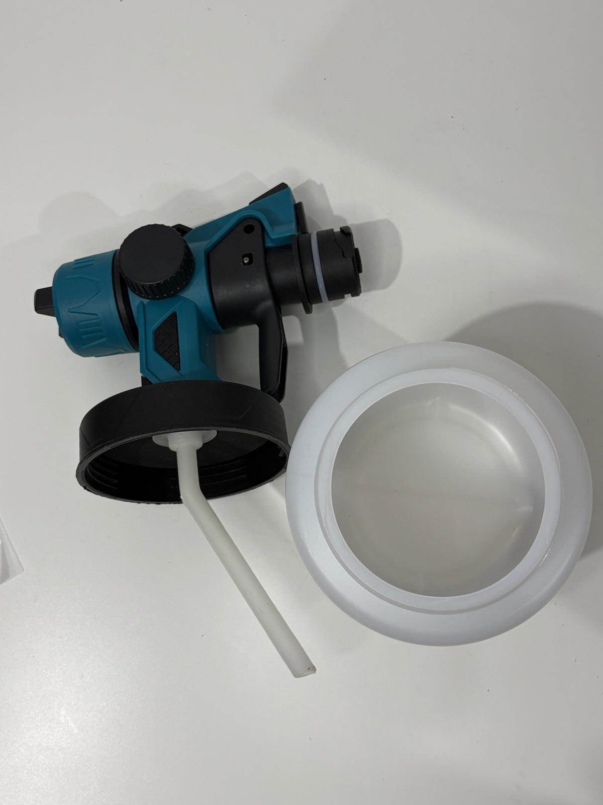 Pulverizator Electric de Vopsea cu 2 Acumulatori, Rezervor 800 ml și 3 Moduri de Pulverizare