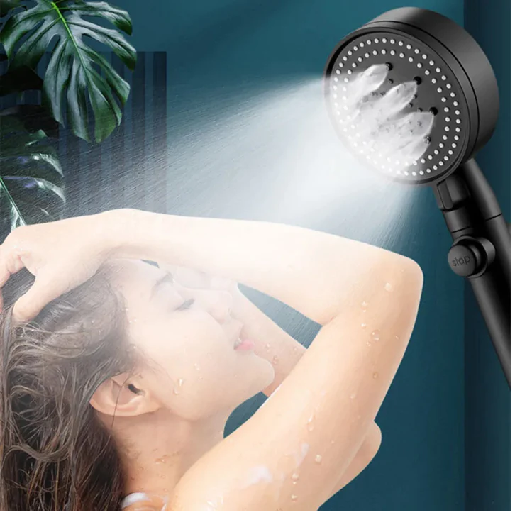 Cap de duș cu presiune mare și buton Stop – duș economic și confortabil