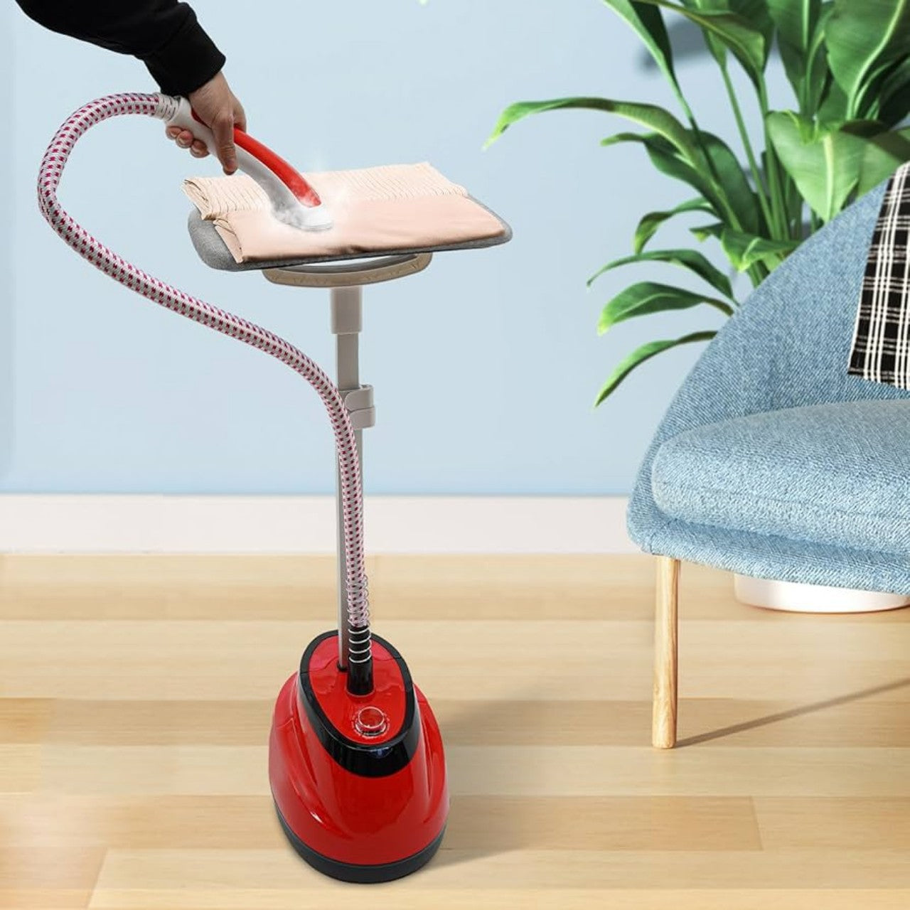 Aparat de călcat cu abur vertical 2 în 1 – profesional, portabil și eficient