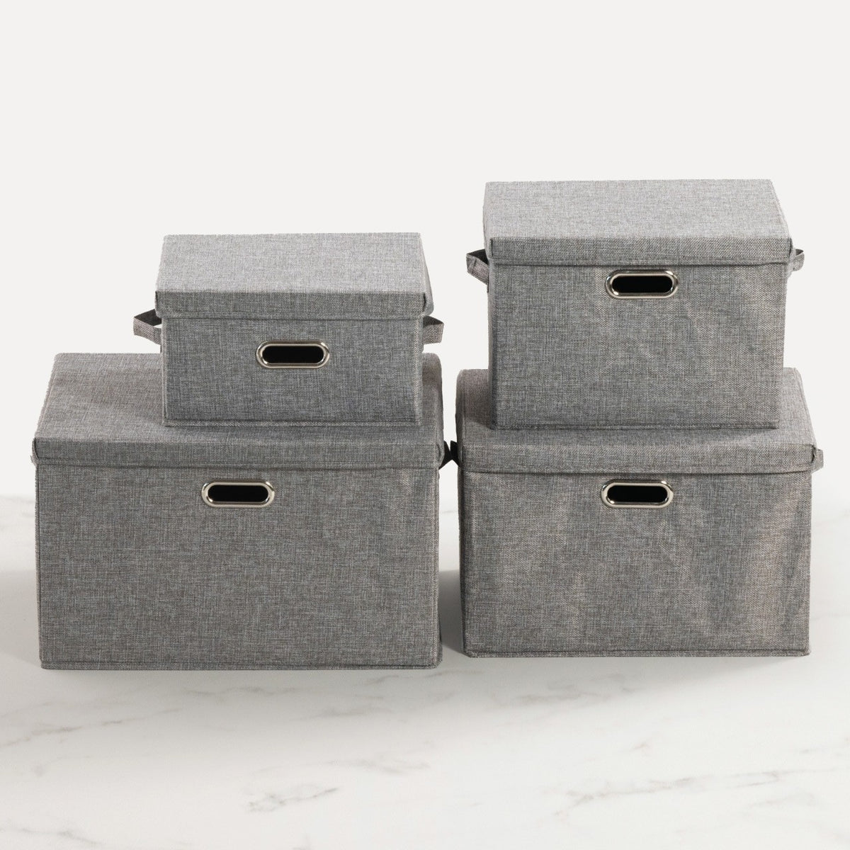 Set 4 cutii de depozitare pliabile cu capac și mânere, finisaj textil gri/negru, dimensiuni diferite