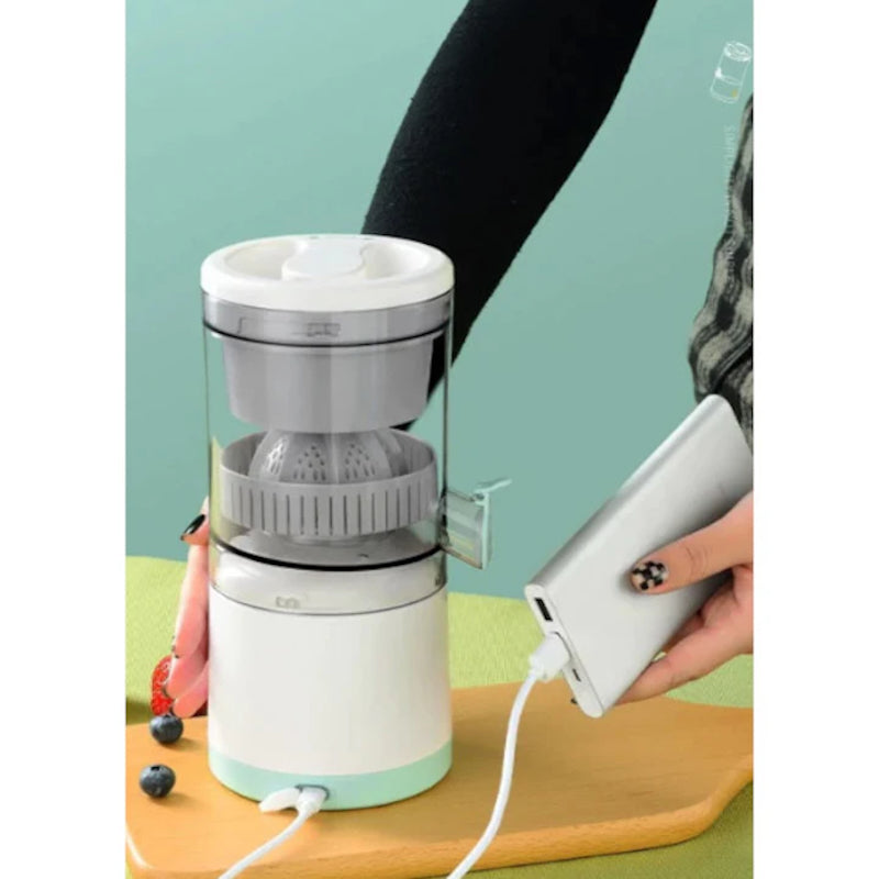 Storcator electric pentru citrice si alte fructe, portabil, design compact, 1.5L, 7.4V, 1600mah